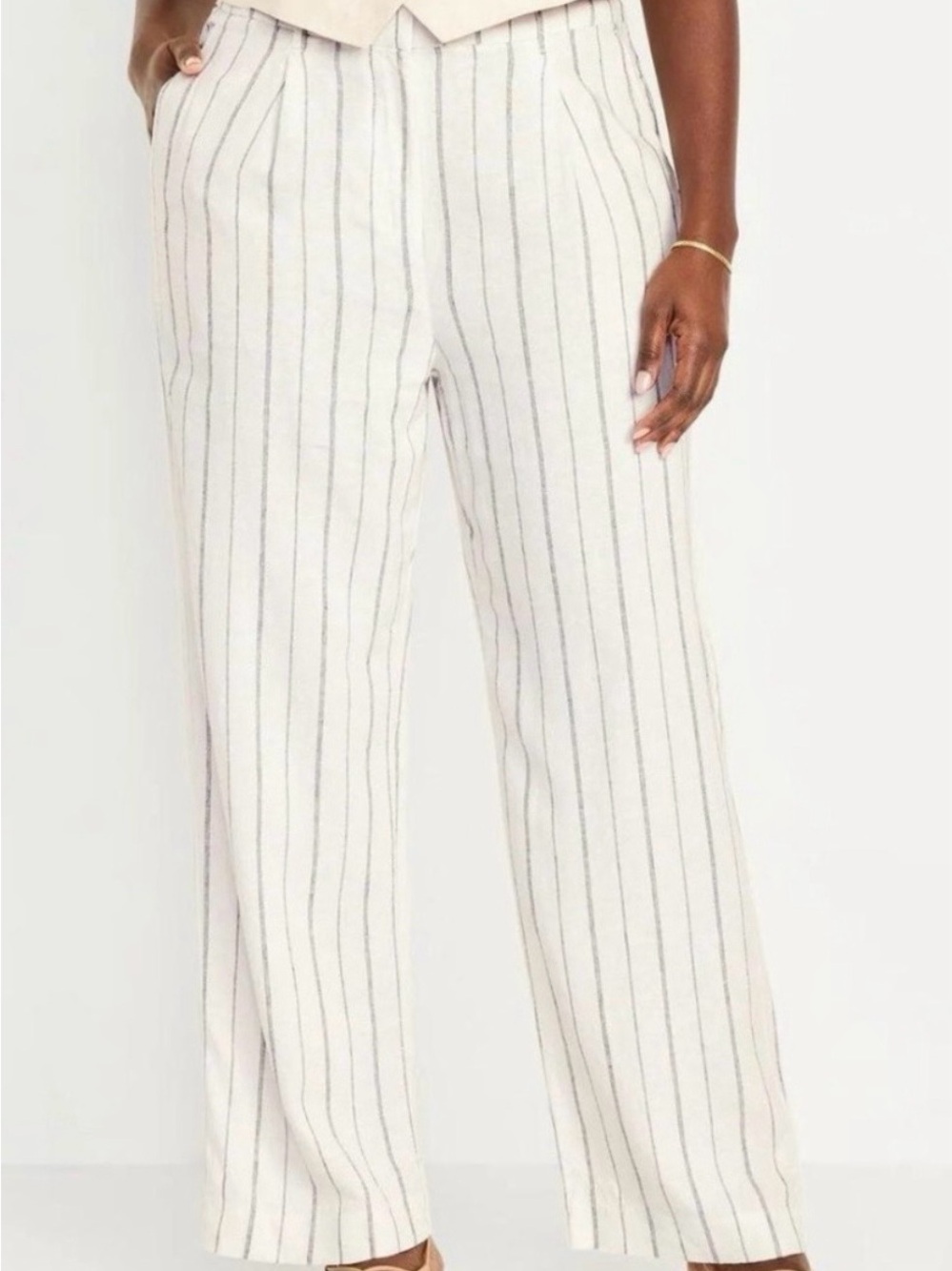 Old Navy high rise wide-Leg Linen-Blend Pants in Ivory, blue stripes, size Med.